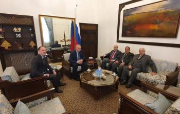 جانب من لقاء وفد من الجبهة الديمقراطية مع السفير الروسي في لبنان