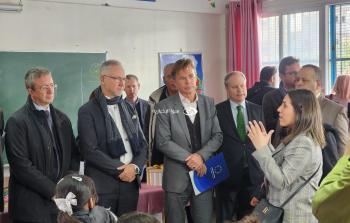 وفد سفراء دول الاتحاد الأوروبي يزور مدرسة بنات جباليا الإعداداية 
