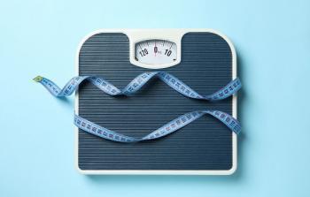 جهاز قياس وزن جسم الانسان