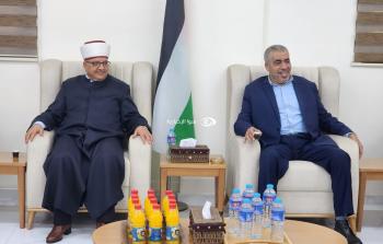 وزير الأوقاف حاتم البكري مع وكيل الوزارة محمود النيرب