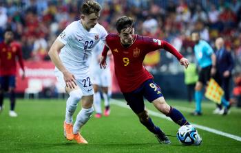 إسبانيا تفوز على النرويج بثلاثية نظيفة