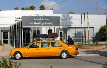السفير اللوح يكشف عدد النازحين من غزة الى مصر