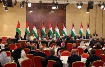 الرئيس عباس : القدس خط أحمر ولن نقبل الاعتداء على المصلين في الأقصى والقيامة