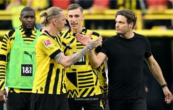 فريق دورتموند وماينز تعبيرية