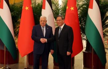 الرئيس الفلسطيني محمود عباس ورئيس الوزراء ء الصيني    لي كه تشيانغ