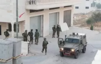 الاحتلال يستولي على منزل أسير محرر ويحوله لتكنة عسكرية شمال طولكرم