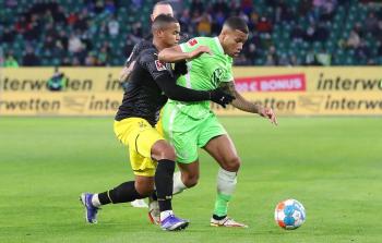 ميلان يحسم قراره بشأن فرانكس