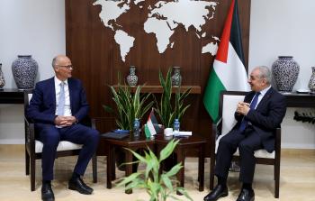 تفاصيل لقاء اشتية مع المدير الإقليمي للبنك الدولي في فلسطين