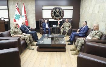 لقاء السفير دبور مع قائد الجيش اللبناني