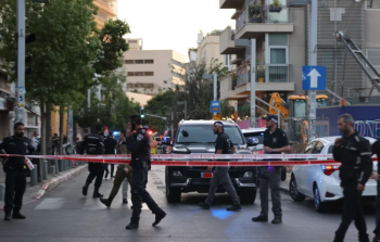 من مكان عملية إطلاق النار في تل أبيب