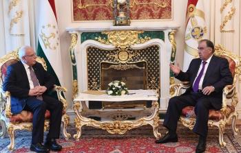 المالكي يسلم رسالة خطية من الرئيس عباس إلى رئيس طاجيكستان