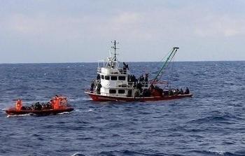 وفاة 4 مهاجرين بغرق قارب قبالة سواحل تونس