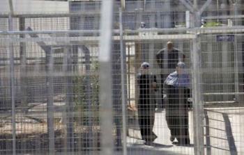 25 معتقلة إداريا بسجون إسرائيل