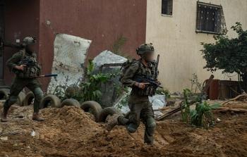 الجيش الإسرائيلي يقتحم جمعية الهلال ومستشفى الأمل في خانيونس