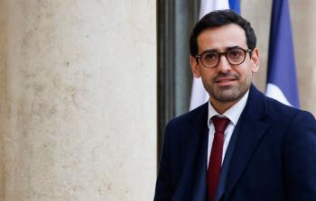 وزير الخارجية الفرنسي يصل إسرائيل لبحث زيادة المساعدات إلى غزة