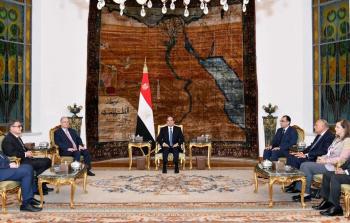 تفاصيل لقاء الرئيس المصري مع رئيس الوزراء الفلسطيني في القاهرة