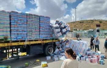 إسرائيليون يهاجمون شاحنات مساعدات كانت في طريقها الى غزة