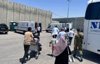 مرور 68 طفلا مريضا وجريحا ومرافقيهم من غزة لمصر