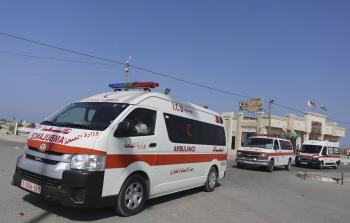 سيارات إسعاف في غزة تنقل المرضى للمعبر