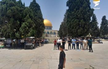 القدس - 40 ألفا يؤدون صلاة الجمعة في المسجد الأقصى