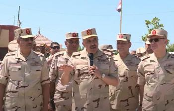 رئيس أركان الجيش المصري يُجري زيارة مفاجئة للحدود مع قطاع غزة