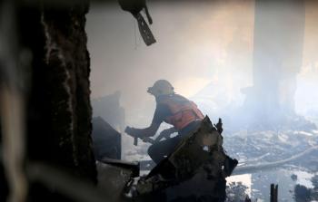 عناصر الدفاع المدني في غزة