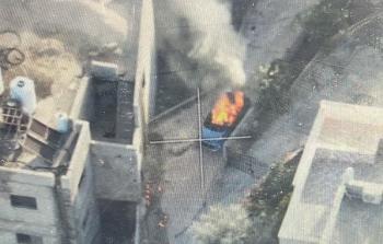 مركبة مشتعلة في جنين