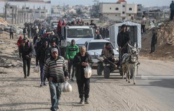 عودة النازحين لأماكن سكناهم في جنوب قطاع غزة بعد توقف الحرب