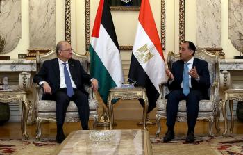 لقاء رئيس الوزراء مع نظيره المصري في القاهرة
