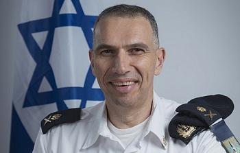 قائد سلاح البحرية الإسرائيلي الأسبق شارفيت