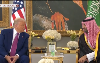 ‏محادثات أوليّة بين ولي العهد السعودي والرئيس الأميركي عقب وصوله الرياض