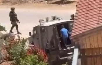 اعتقال طفل من بيت دجن