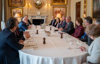 ملك الأردن يدعو لإيصال المساعدات الإغاثية الكافية لغزة