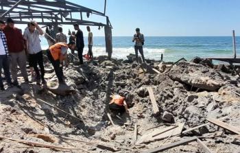 مجزرة مقهى على شاطئ غزة