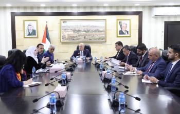 محمد مصطفى يترأس اجتماعا لمتابعة سير خطة وإستراتيجية وزارة التربية والتعليم