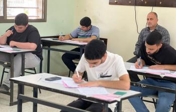 طلبة التوجيهي في فلسطين 2025