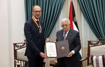 الرئيس عباس يستقبل القنصل العام البلجيكي