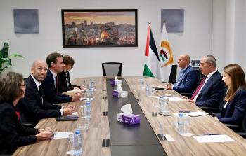 لقاء الشيخ مع وفد أوروبي