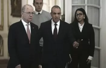 وزير الخارجية المصري ورئيس الوزراء الفلسطيني