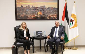 تفاصيل اجتماع حسين الشيخ مع القنصل البريطانية بشأن غزة