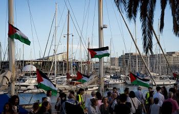 أسطول الصمود العالمي يبحر مجددا من برشلونة لغزة