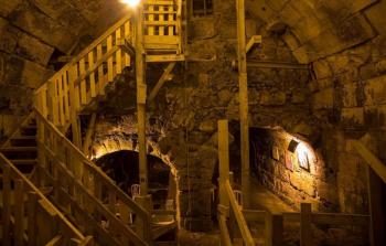 أنفاق أسفل المسجد الأقصى
