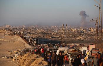 فلسطينيون ينزحون قسرا من مدينة غزة إلى جنوب القطاع مع تصاعد الهجمات العسكرية الإسرائيلية