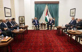 الرئيس عباس يؤكد على أهمية مشاركة اتحاد المقاولين في إعمار غزة