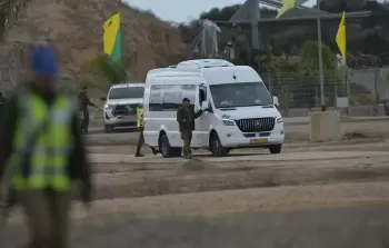 إسرائيل تُكمل استعداداتها لاستقبال أسرى من غزة