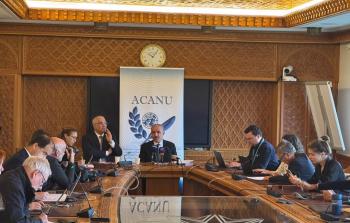 محمد اشتية خلال مؤتمر صحفي