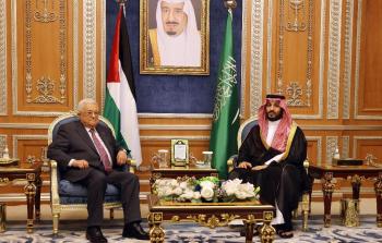 الرئيس عباس يثمن مواقف بن سلمان خلال لقائه ترامب