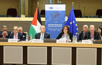 رئيس الوزراء خلال اجتماع المانحين