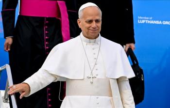 بابا الفاتيكان ليو الرابع عشر