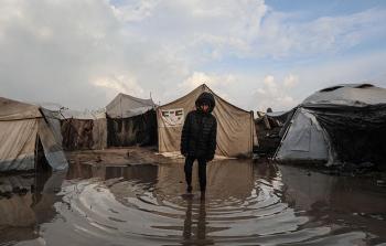 غمر خيام النازحين بالأمطار - طقس غزة